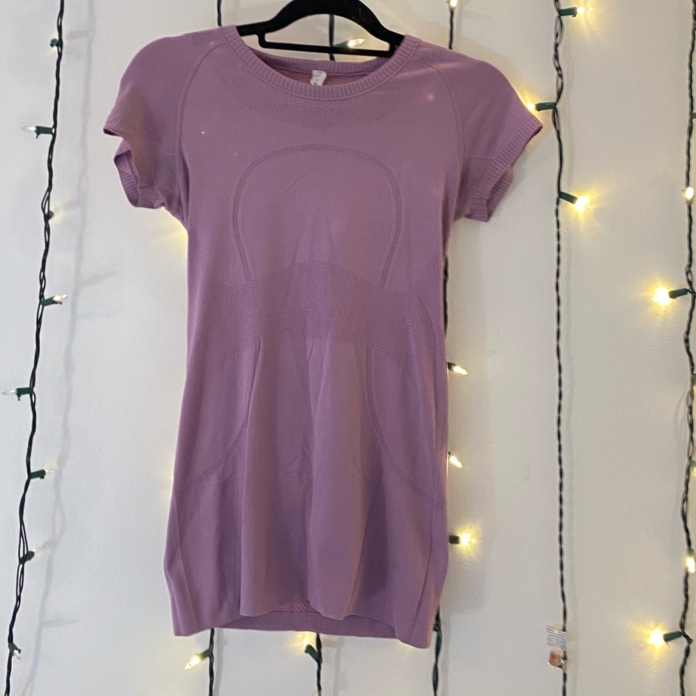 Lululemon purple swiftly tech short sleeve s6!